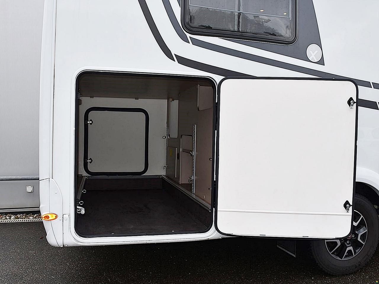 Etrusco I 7400 SB COMPLETE SELE 2,3 D 9G-AUTOMAT