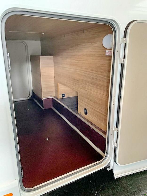 Knaus Live Wave 650 MX Luxus