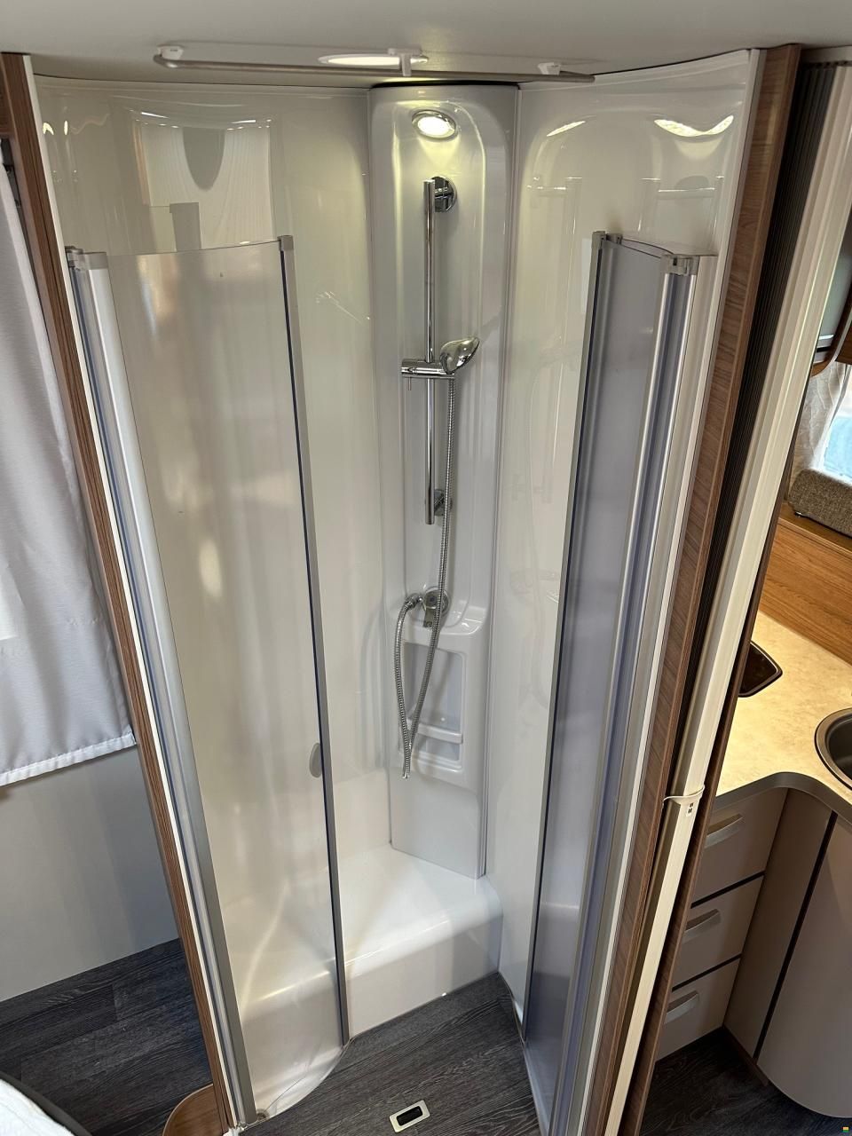 Knaus Live Wave 650 MX