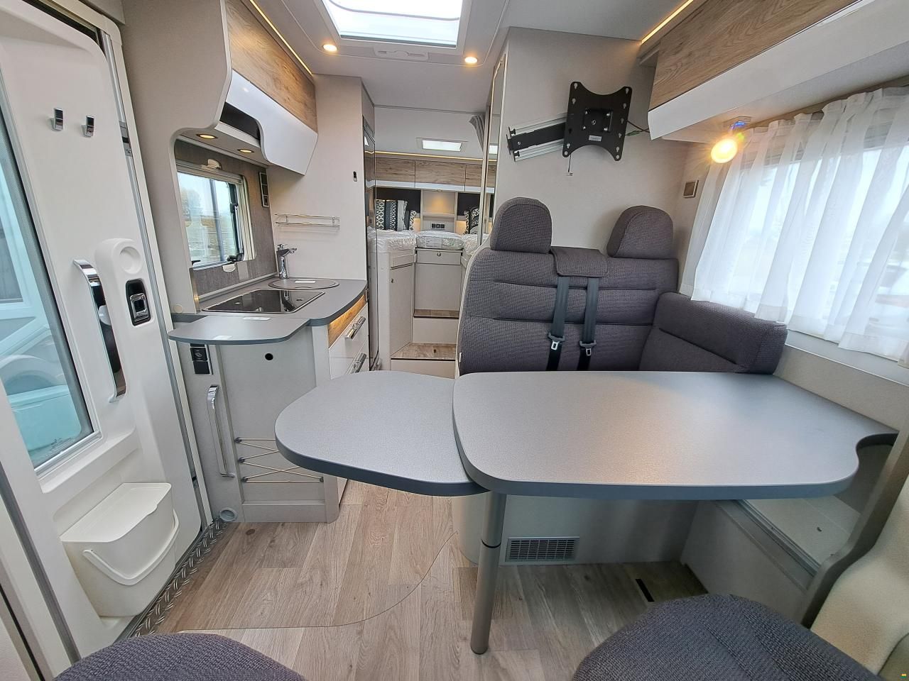 Hymer Exsis T 474