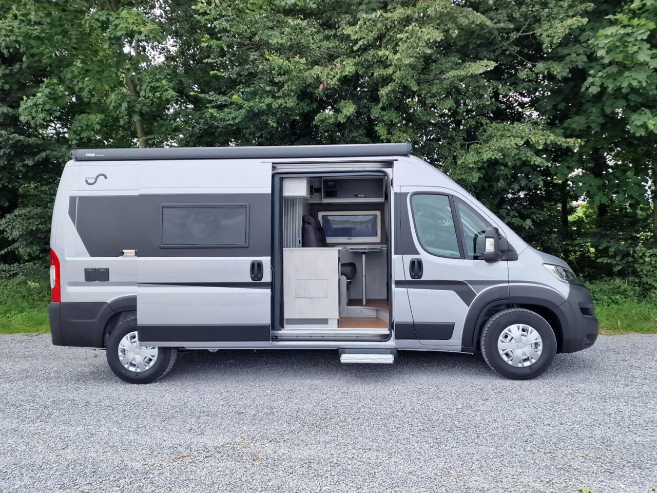 Megamobil Mega Classic 600 Opel 165 PS