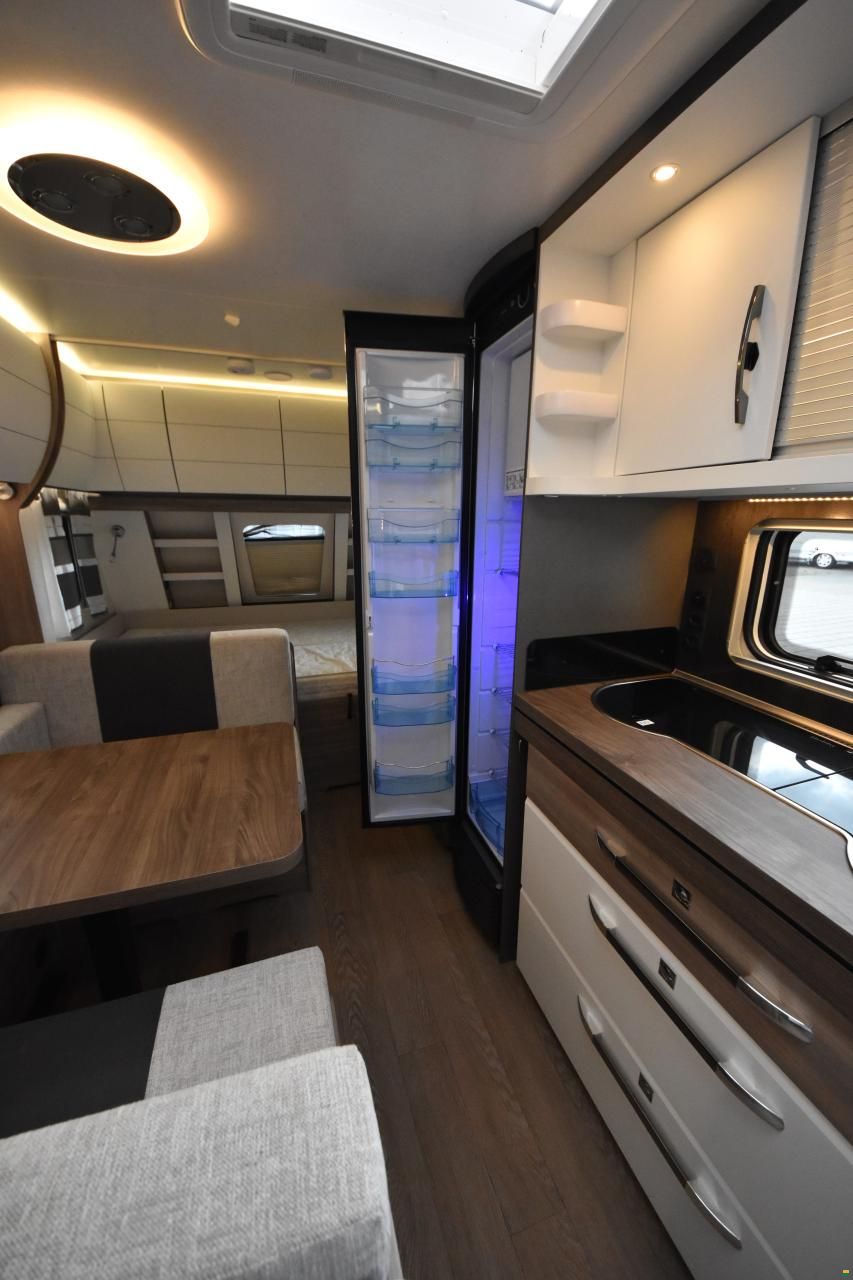 Hobby 490 KMF Excellent Edition