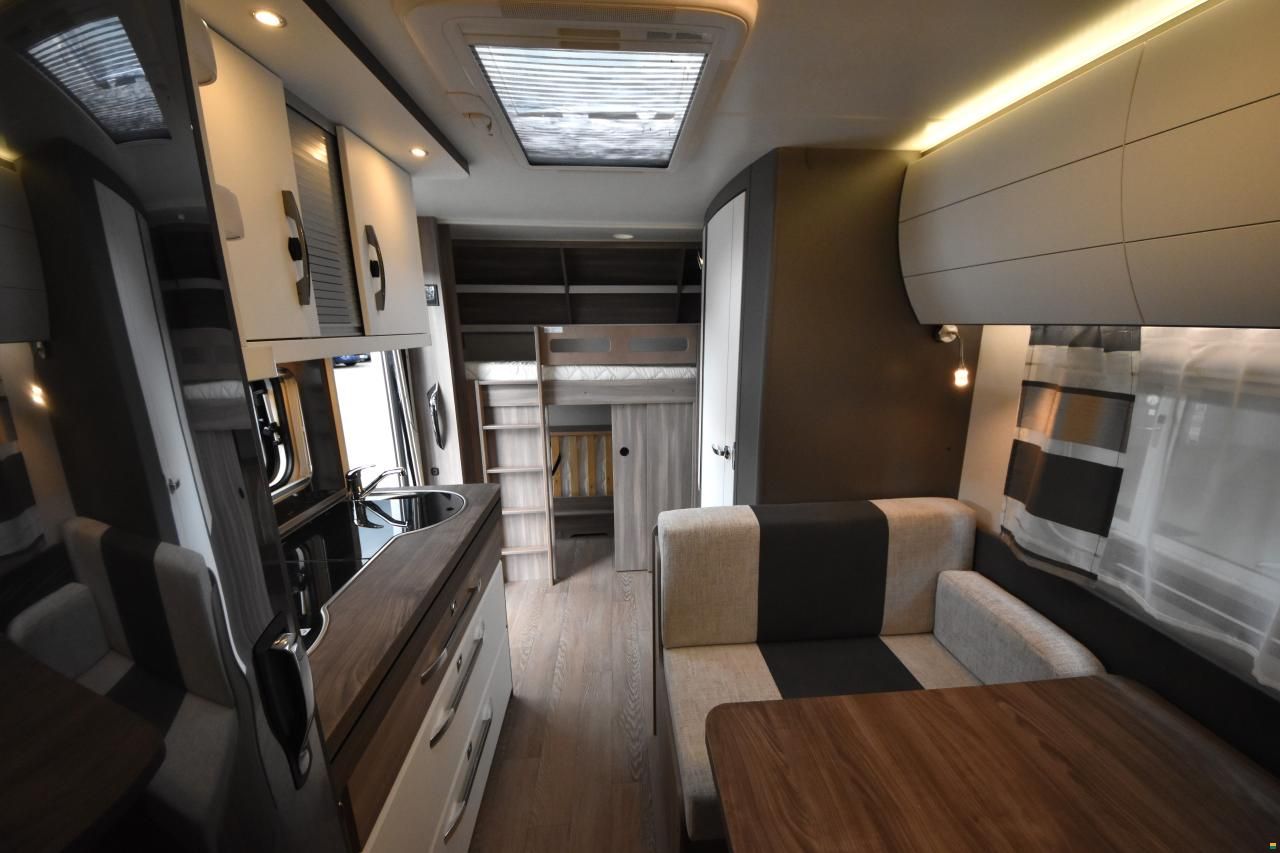 Hobby 490 KMF Excellent Edition