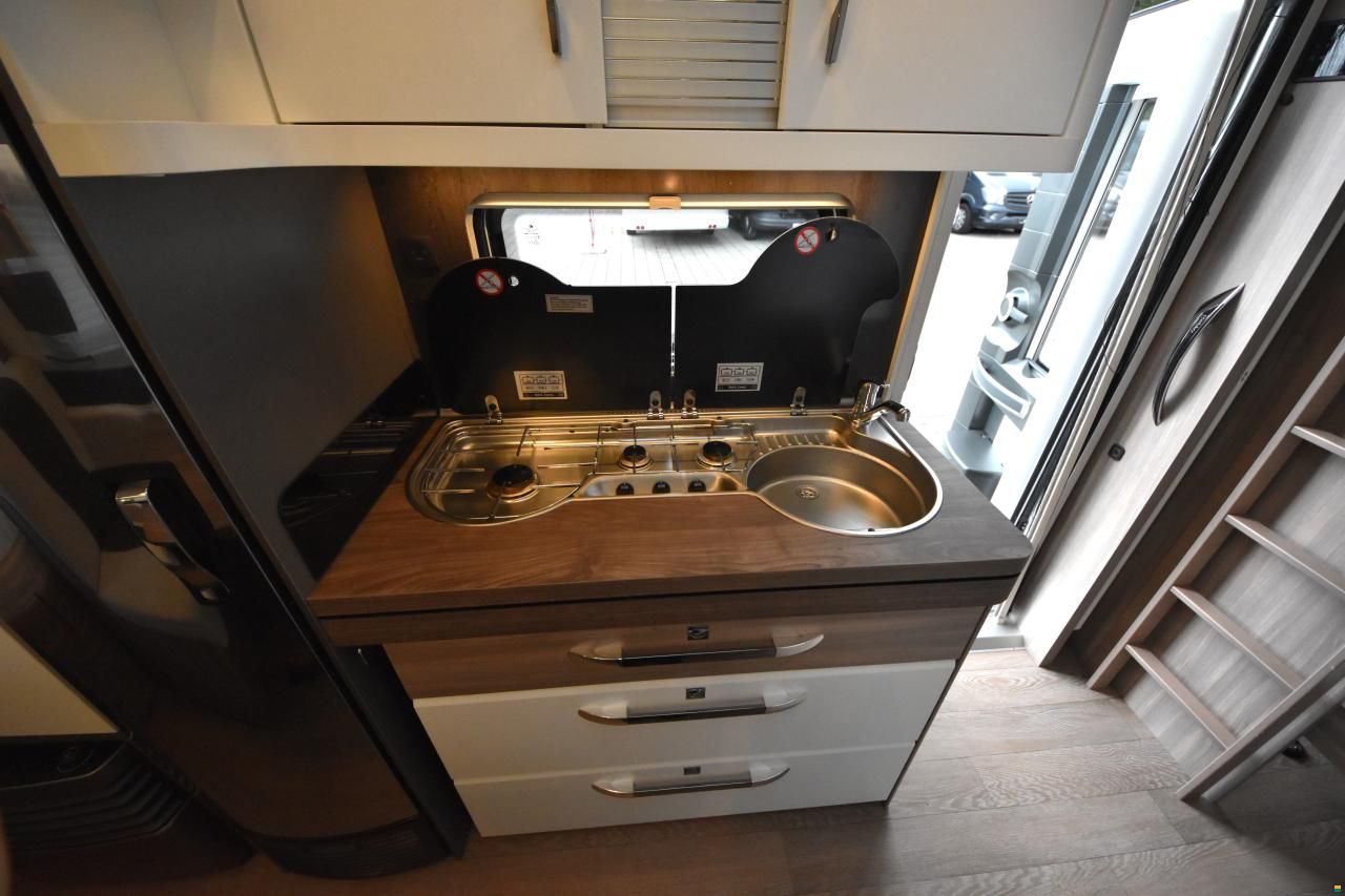 Hobby 490 KMF Excellent Edition