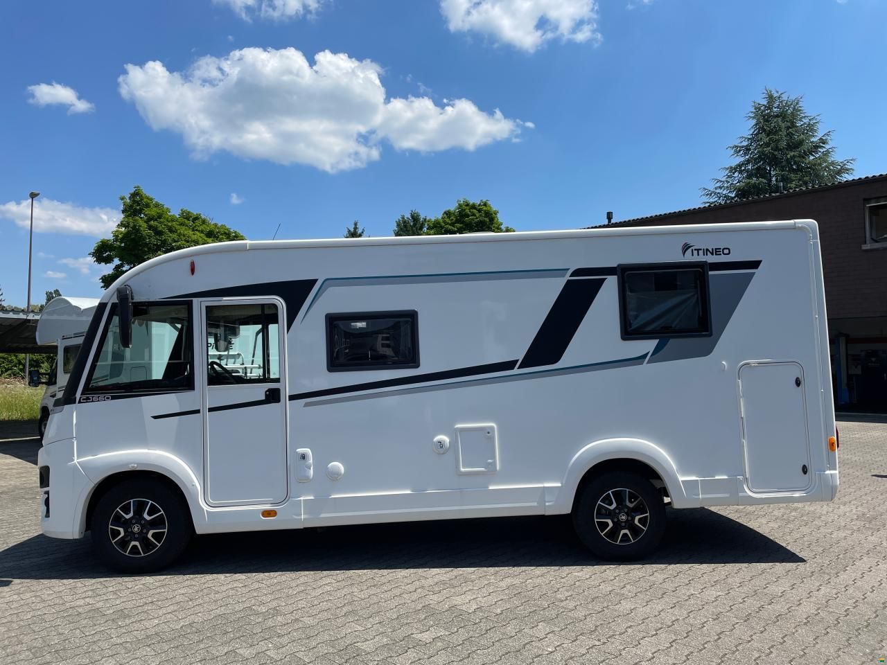 Itineo CJ 660