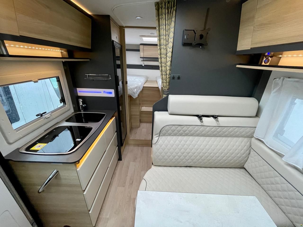 Itineo CJ 660