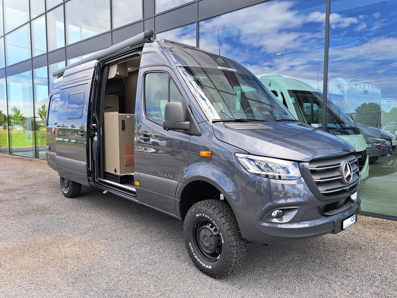 Hymer Grand Canyon S 700