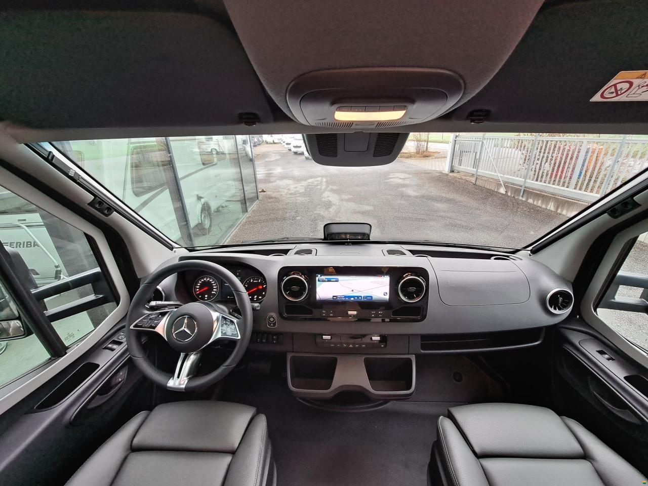 Hymer B MC T 580 Black Line