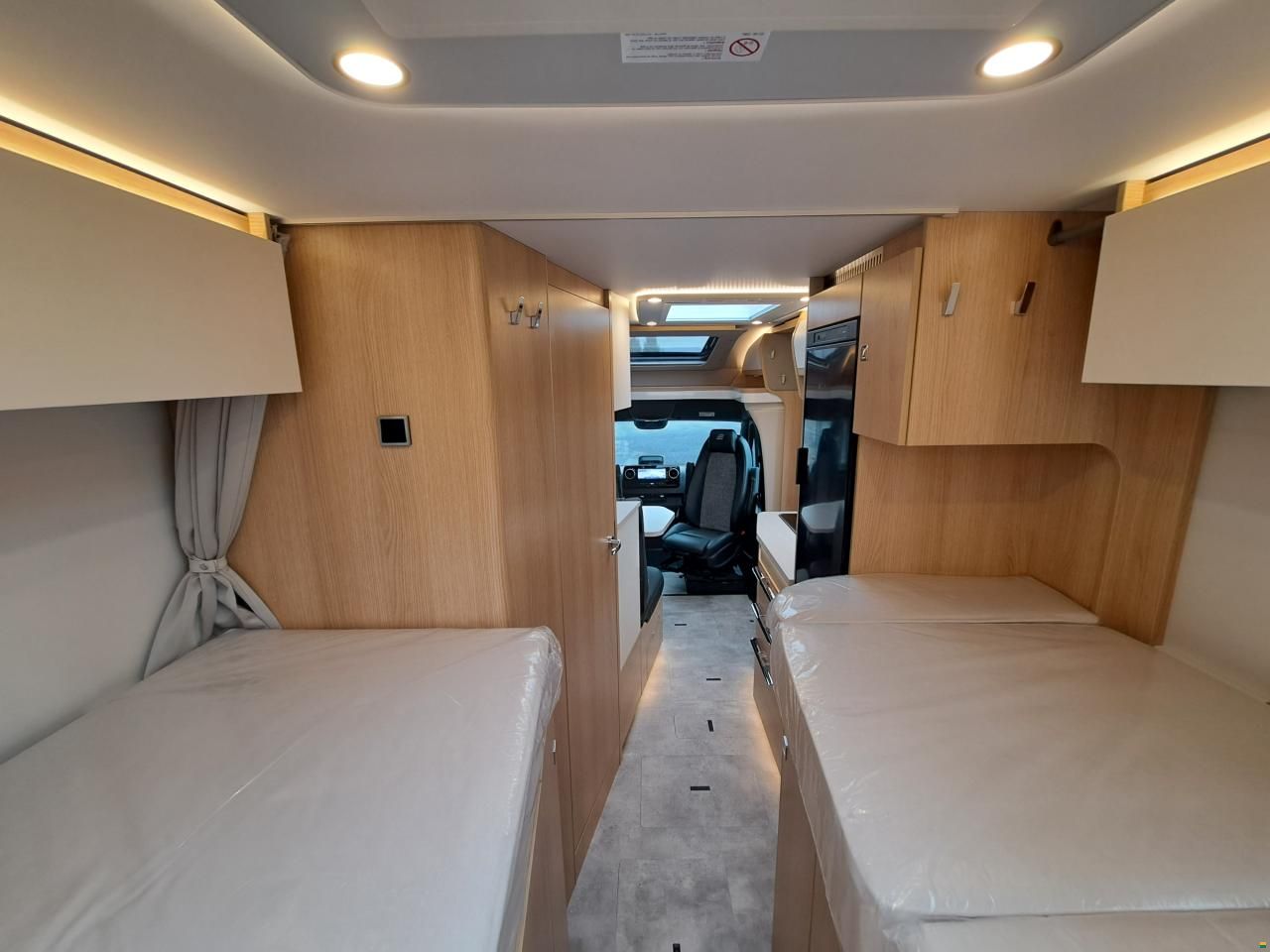 Hymer B MC T 580 Black Line