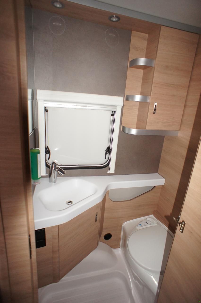 Knaus 420 QD Südwind 60 Years