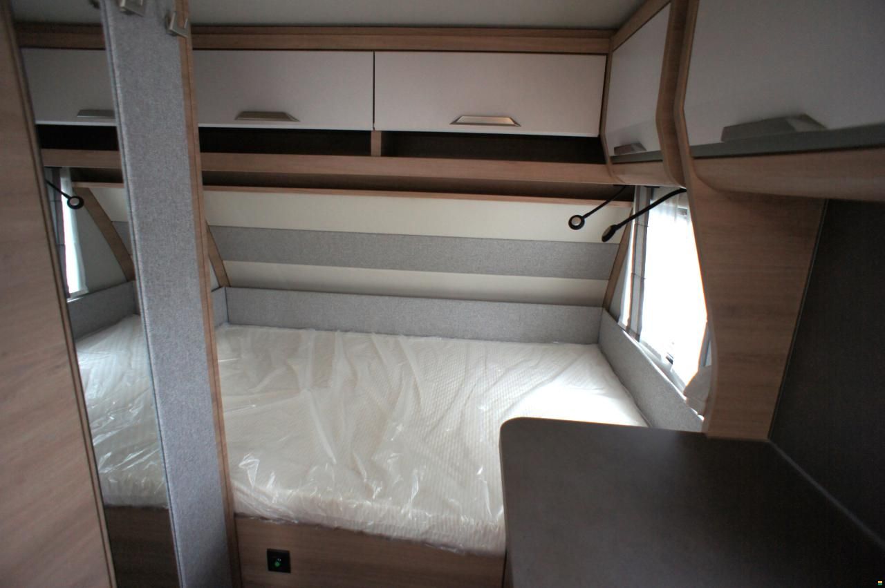 Knaus 420 QD Südwind 60 Years