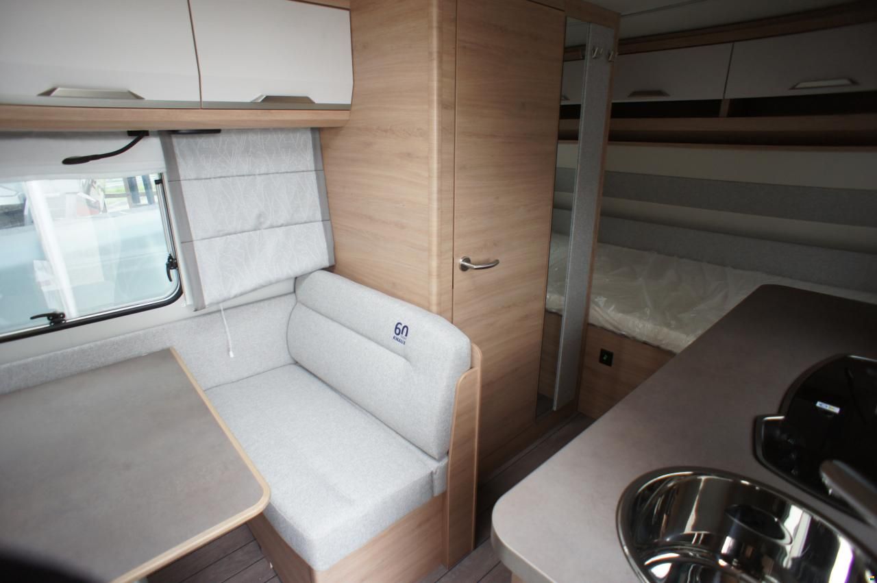 Knaus 420 QD Südwind 60 Years