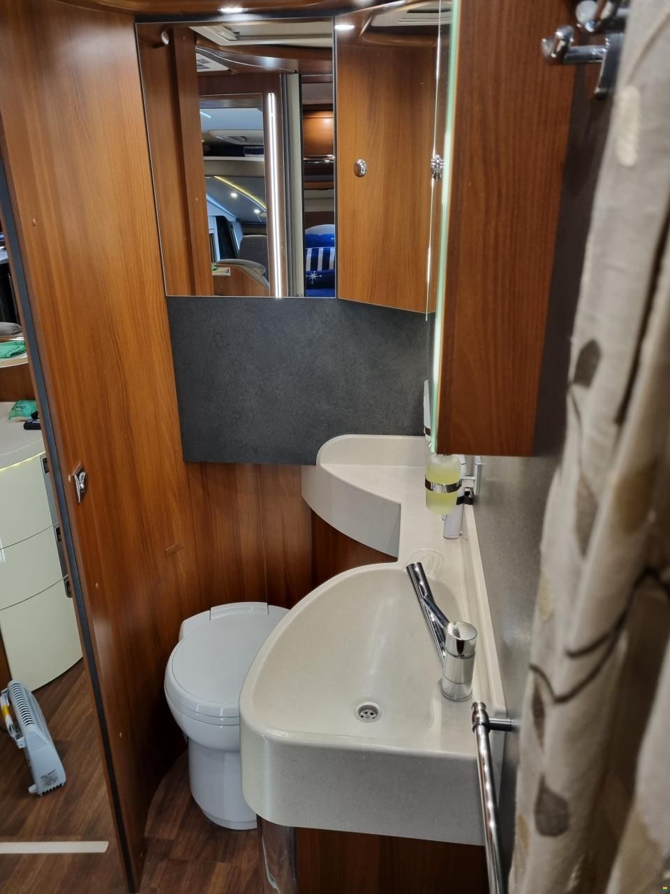 Carthago chic e-line I 51 QB Suite Yachting