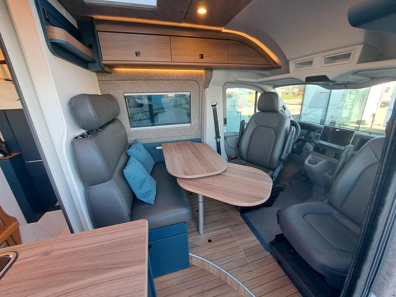 Hymer Eriba Car 600 blue