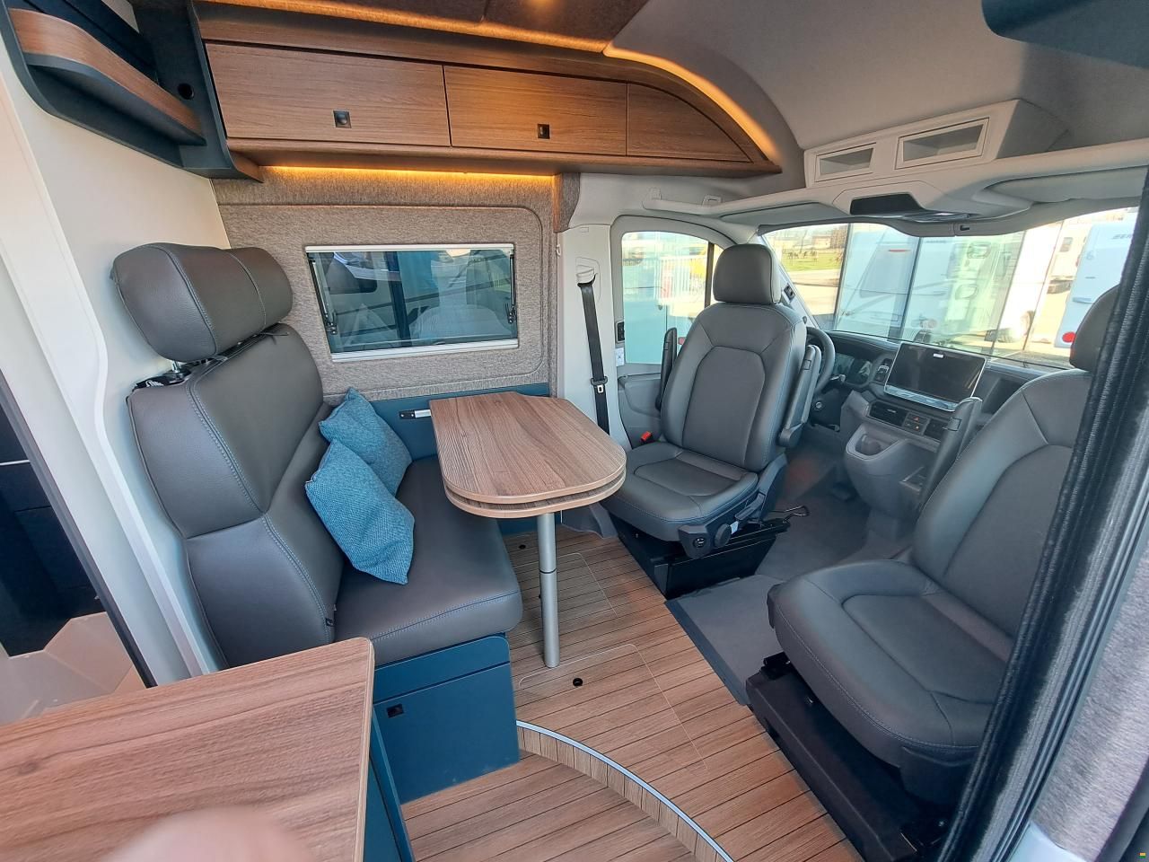 Hymer Eriba Car 600 blue