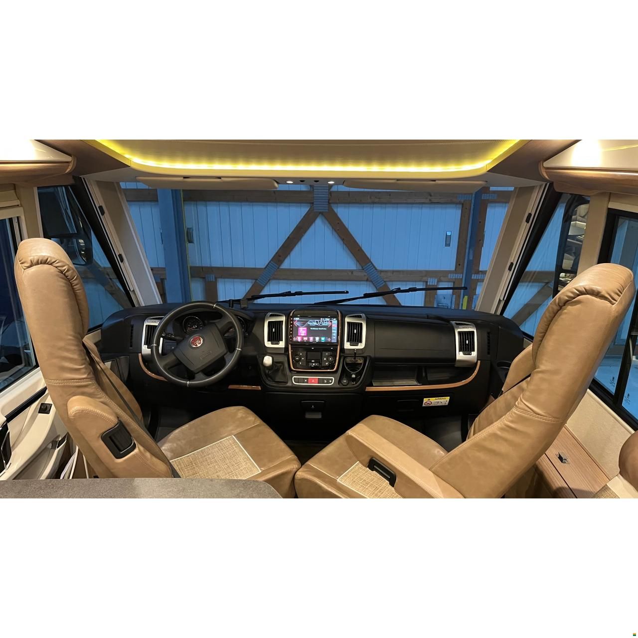 Carthago C-Tourer I 143LE