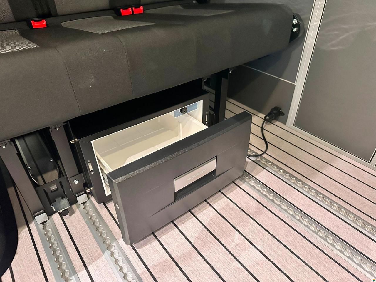 Volkswagen vanexxt / VW T6.1 4x4