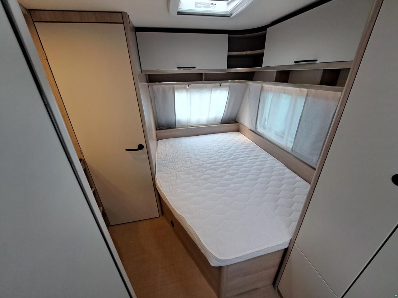 Bürstner Premio 460 TS Skyline