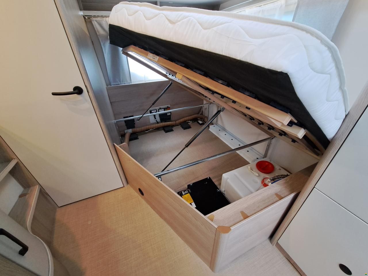 Bürstner Premio 460 TS Skyline