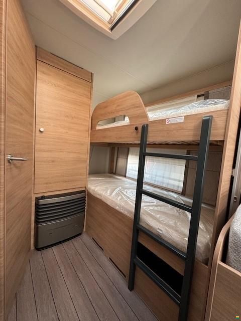 Knaus Südwind 580QS 60 Years Edition