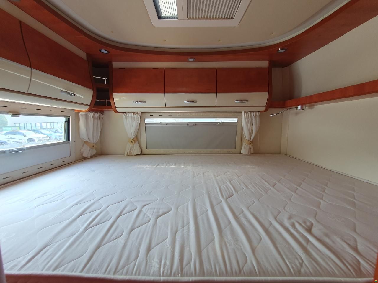 Mercedes Benz Silverdream S700