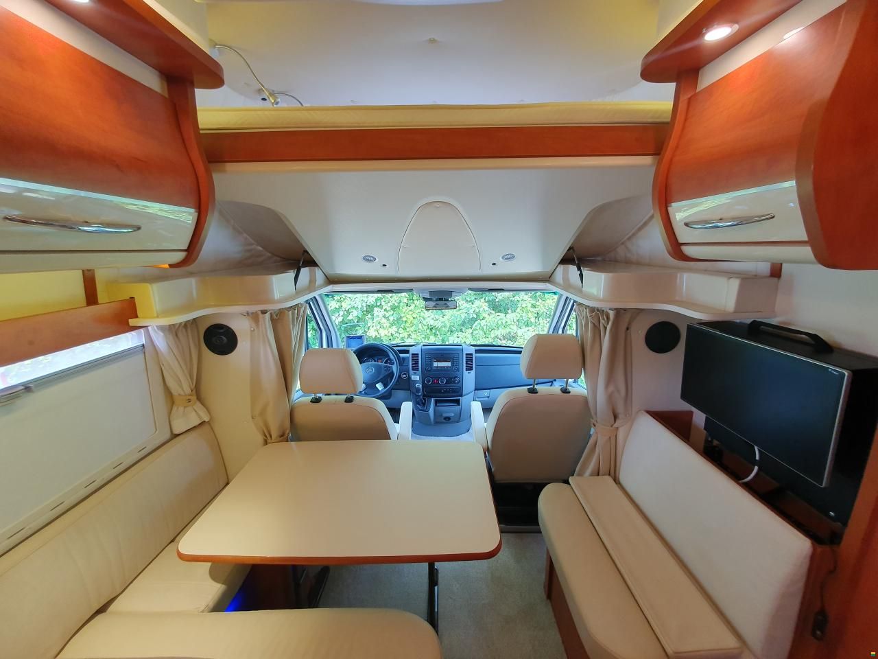 Mercedes Benz Silverdream S700