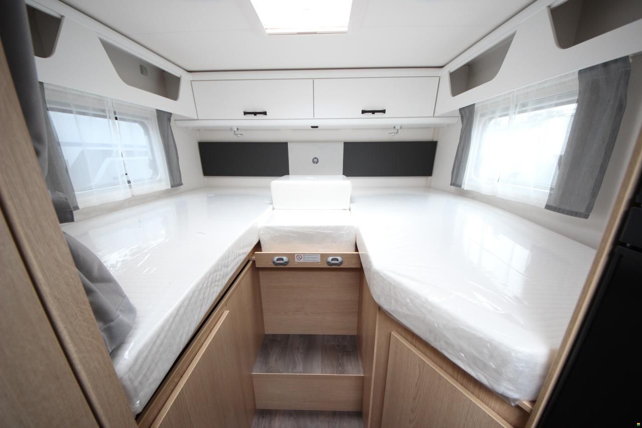 Sunlight T 67 Adventure Edition