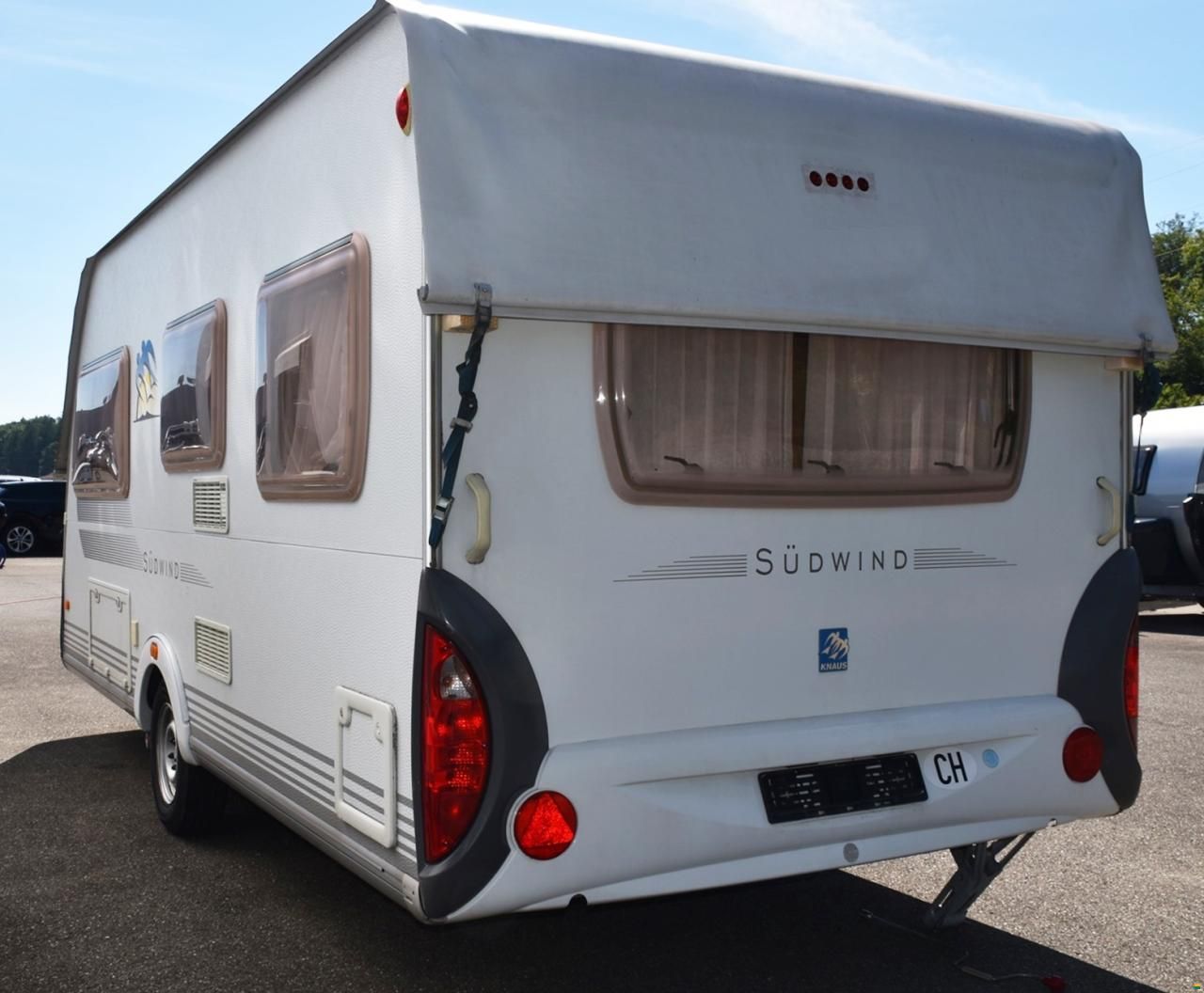 Knaus TABBERT SÜDWIND 450 FU