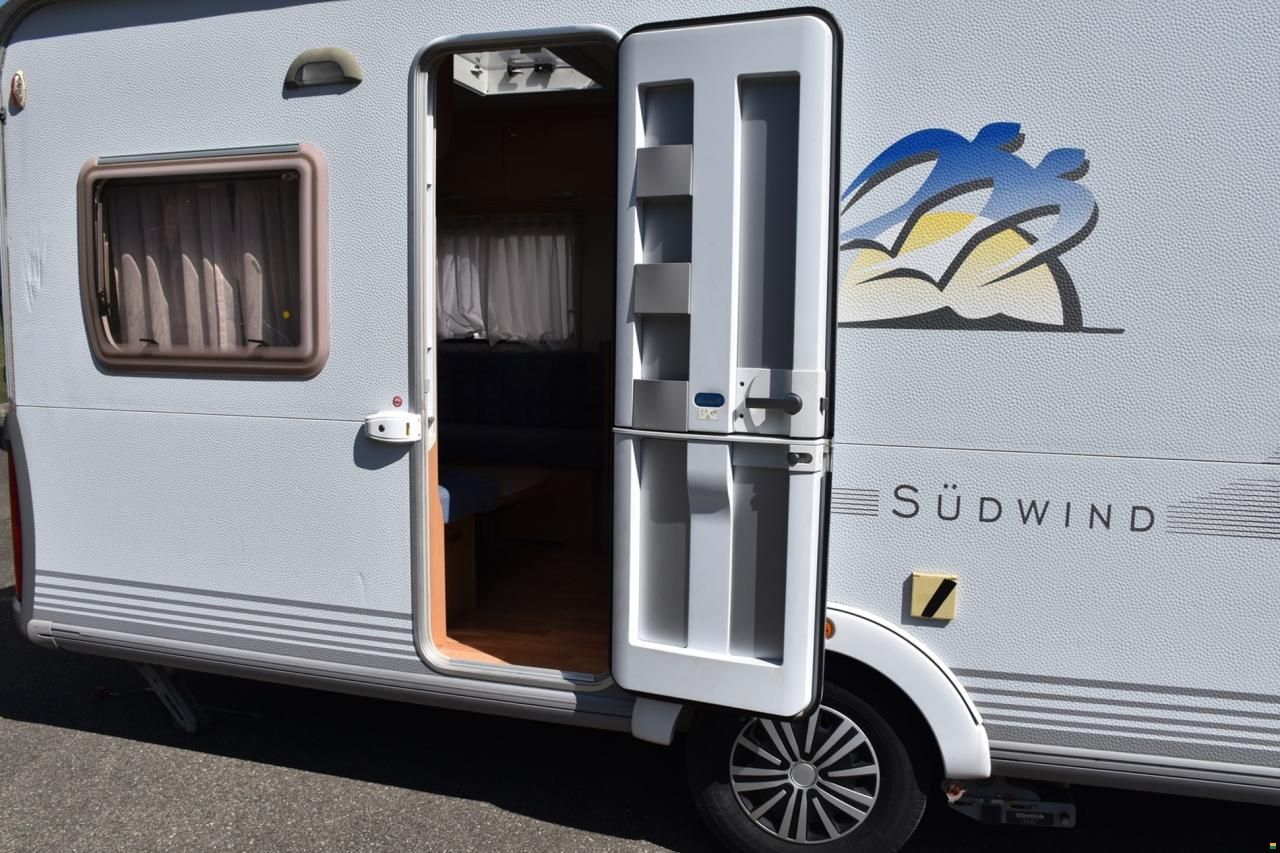 Knaus TABBERT SÜDWIND 450 FU