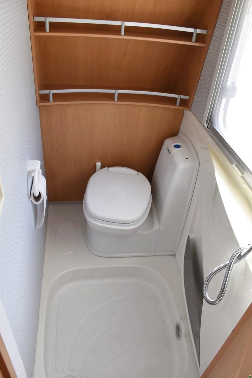 Knaus TABBERT SÜDWIND 450 FU