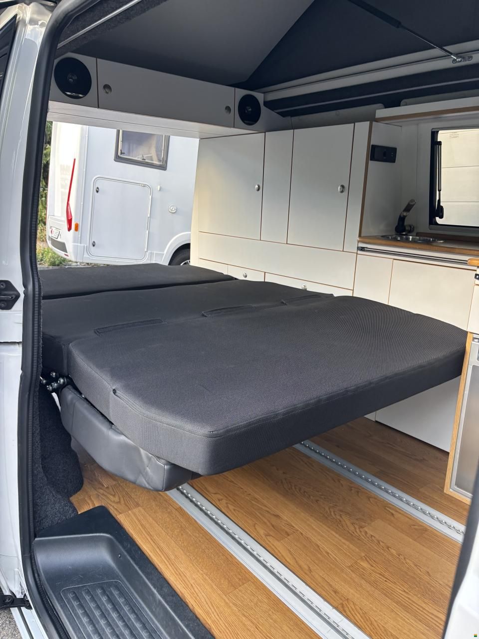 Volkswagen VW T 6.1