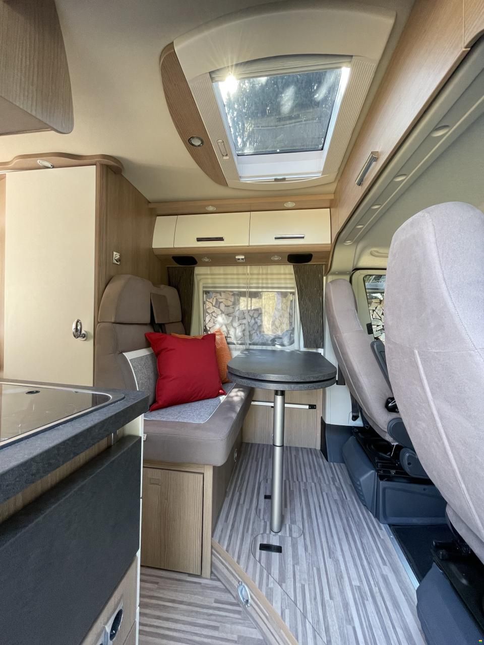 Malibu Carthago Van 600