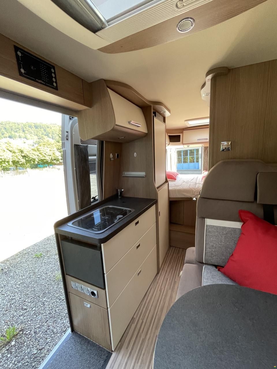 Malibu Carthago Van 600