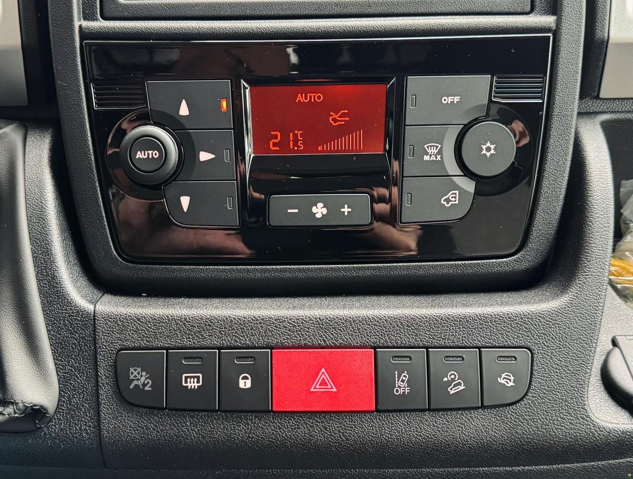 Pössl 2WIN S PLUS *Aufstelldach*