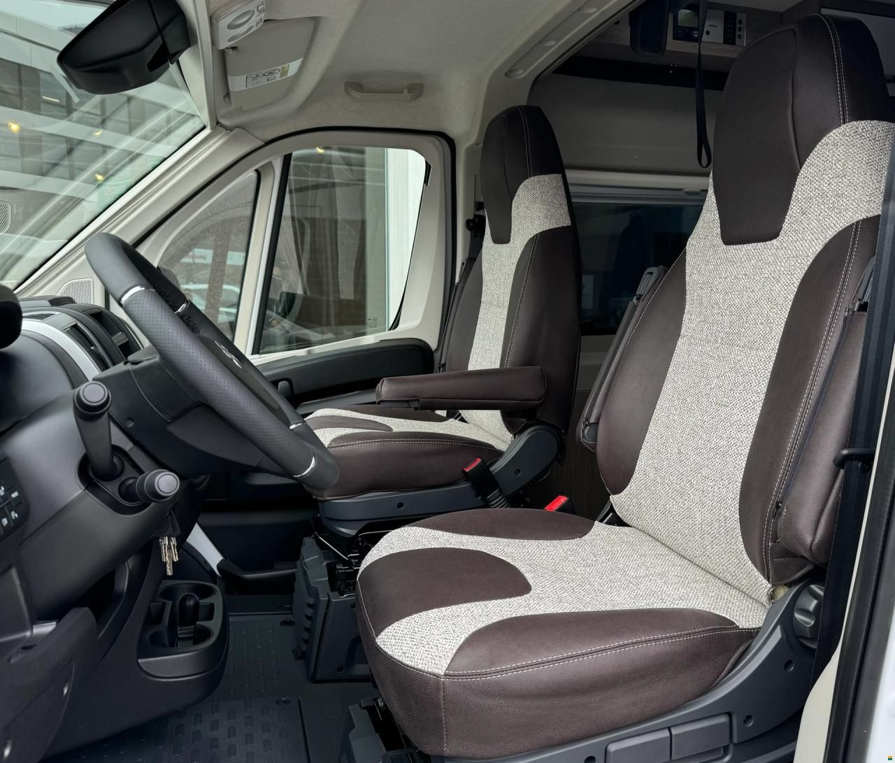 Pössl 2WIN S PLUS *Aufstelldach*