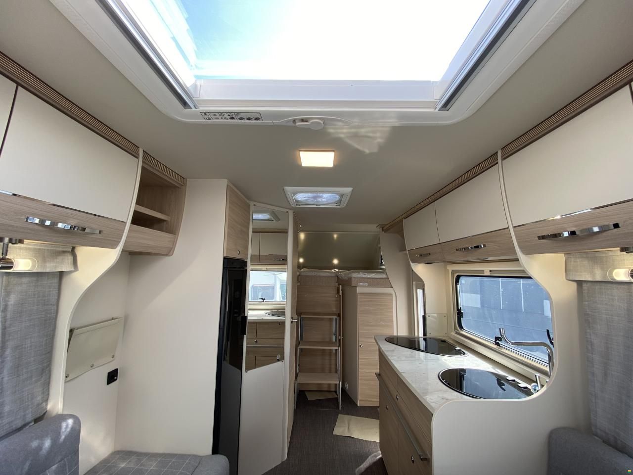 Eura Mobil Activa One 650 HS