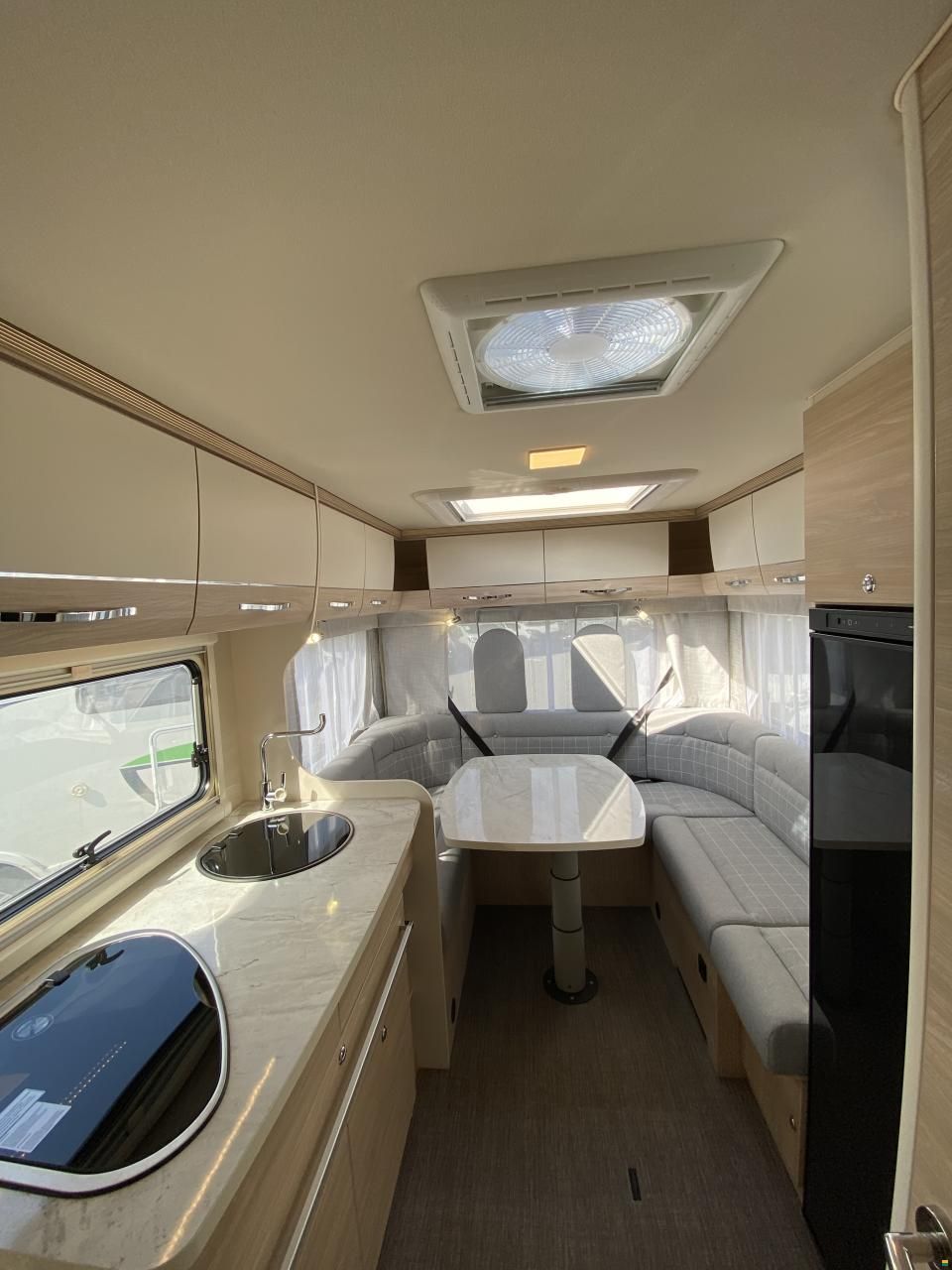 Eura Mobil Activa One 650 HS