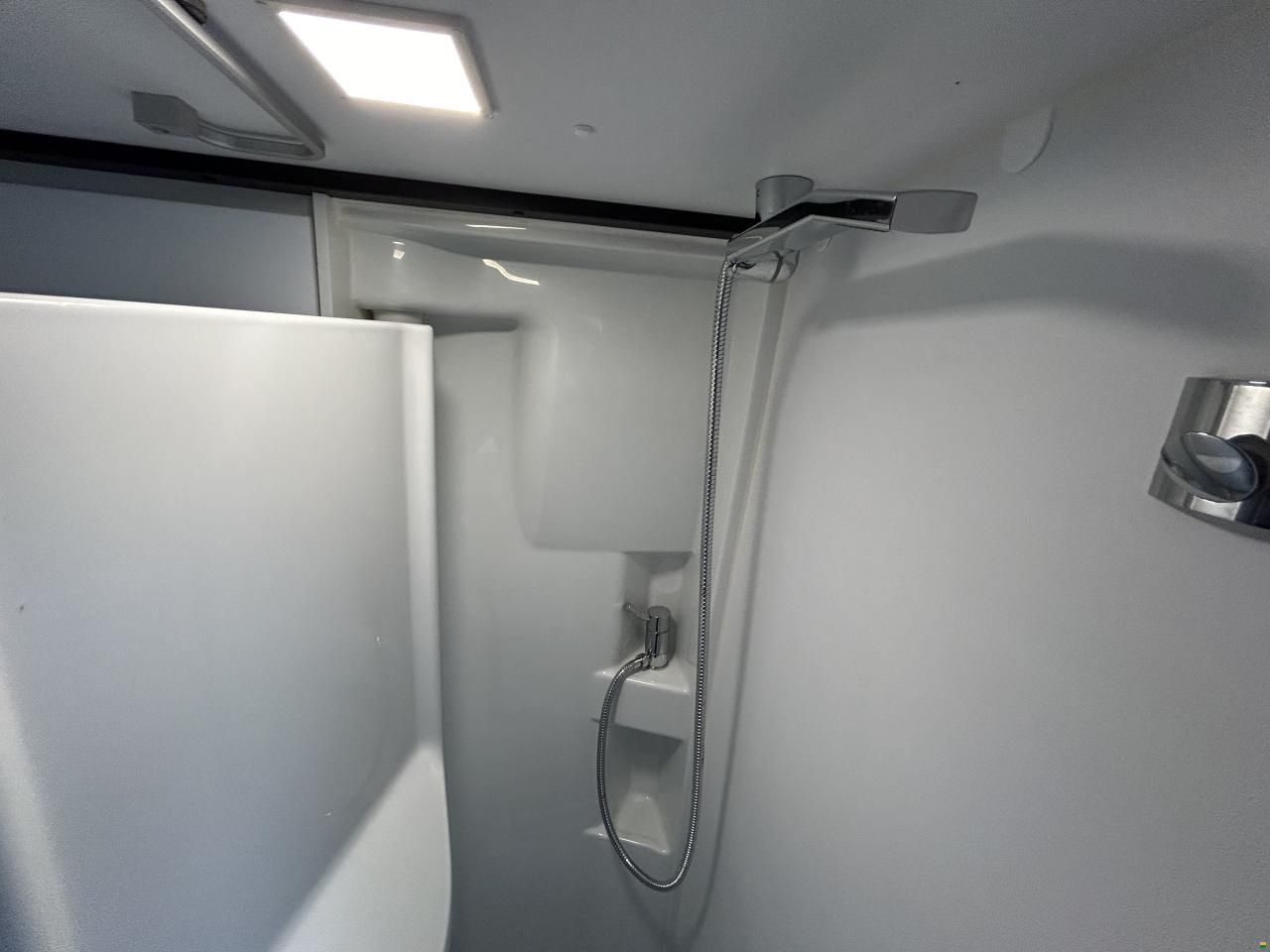 Adria Twin Supreme 640 SPB Family