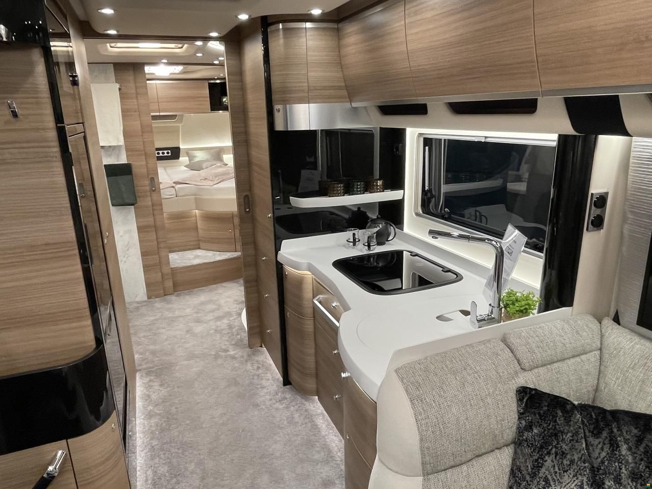 Concorde Charisma 910 LSI