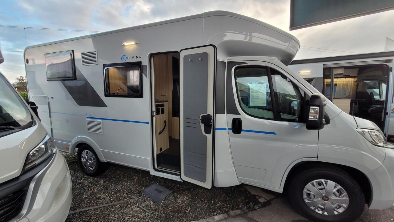Adria Sun Living S70SL