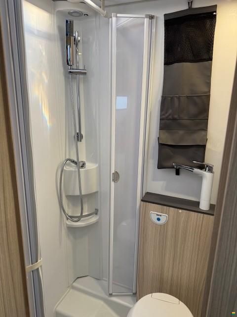 Adria Sun Living S70SL