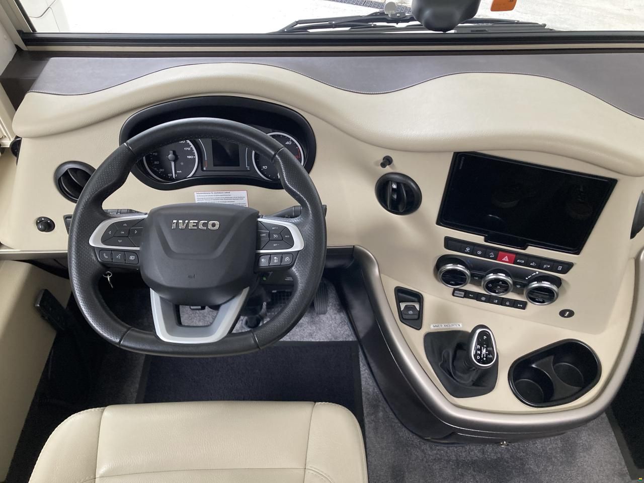 Concorde Carver 850 L