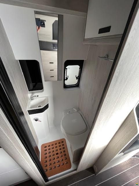 Julia Camper Gran Yosemite 4x4