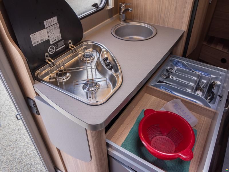 Weinsberg CaraHome 700 DG