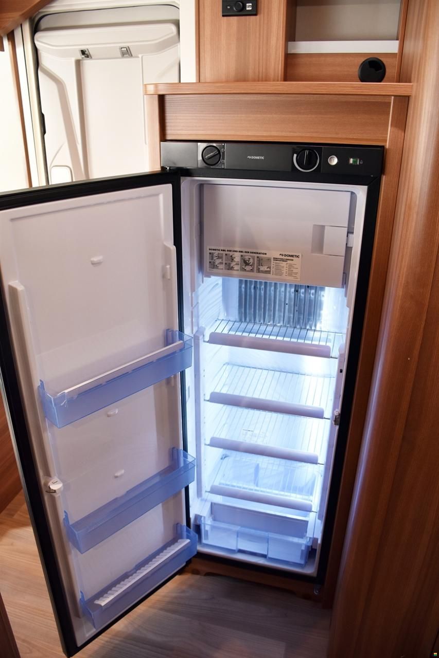 Weinsberg Carasuite 700 ME 2.3 MJ 140