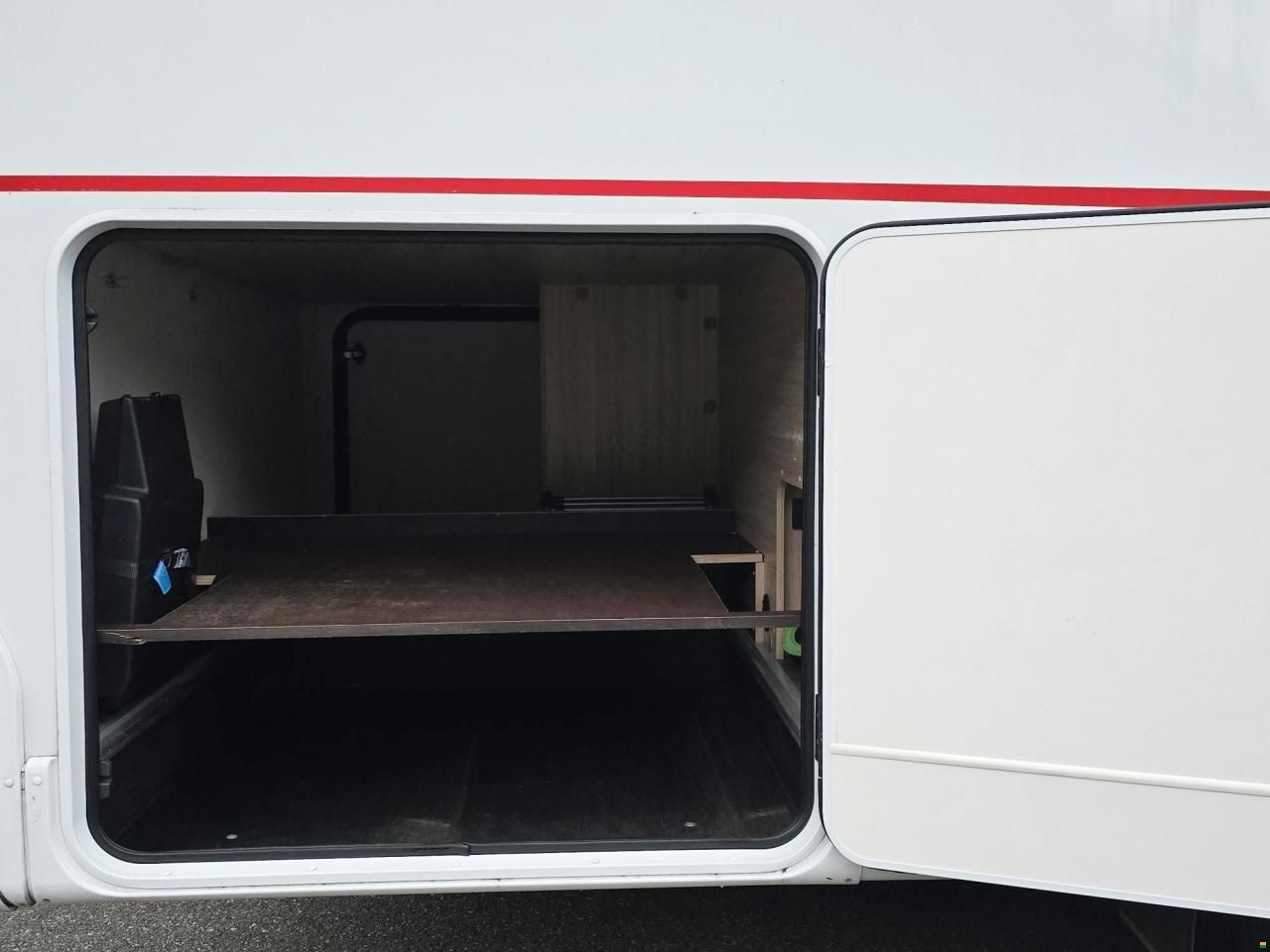 Sunlight CAPRON I 69 2.3 9-GANG AUTOMAT MJ 160