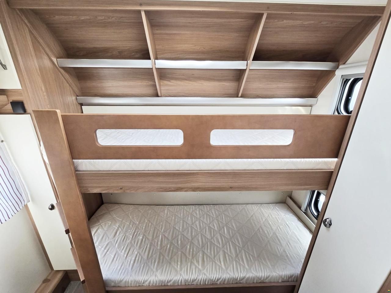 Hobby DE LUXE 540 KMFE