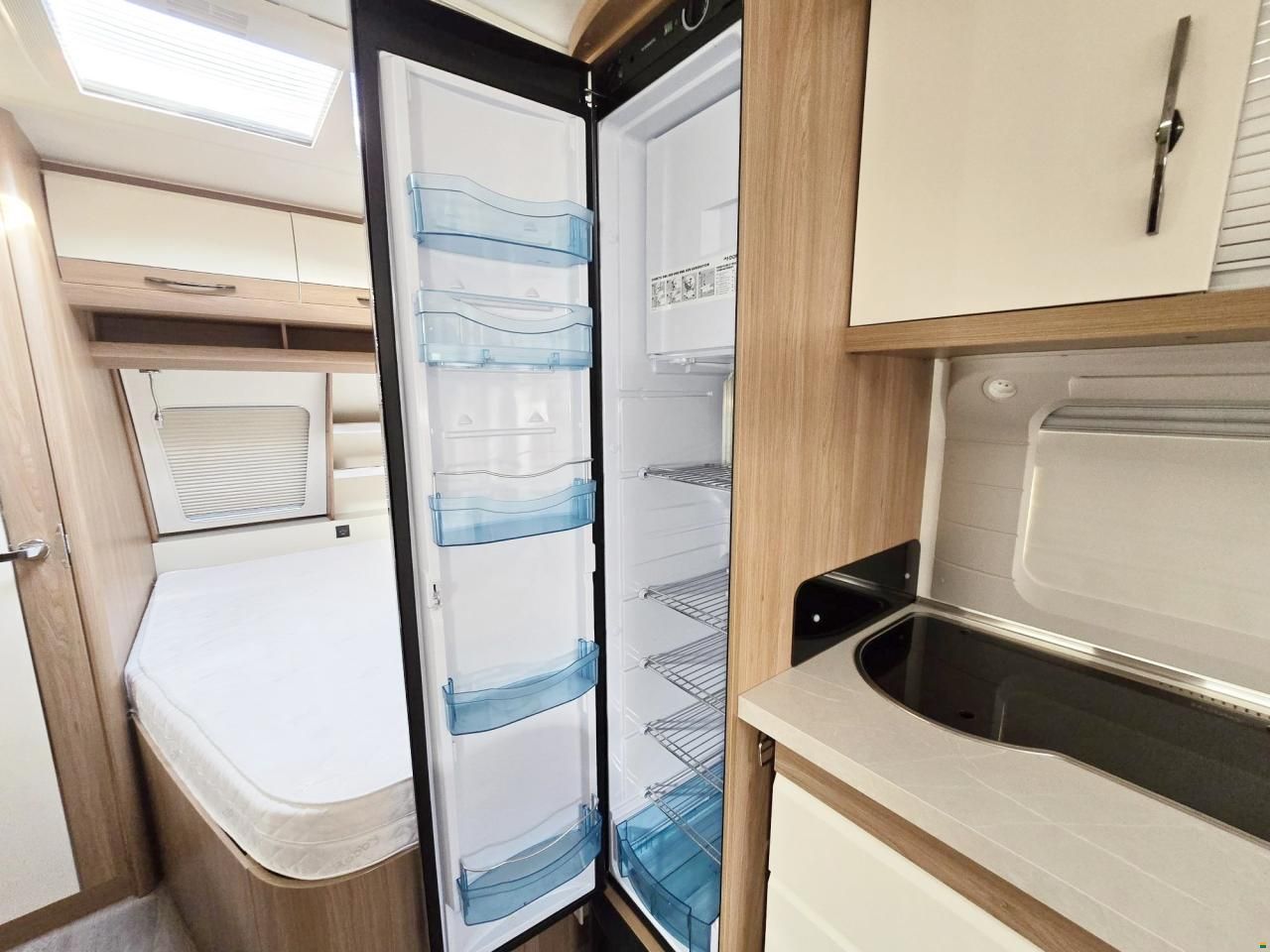 Hobby DE LUXE 540 KMFE