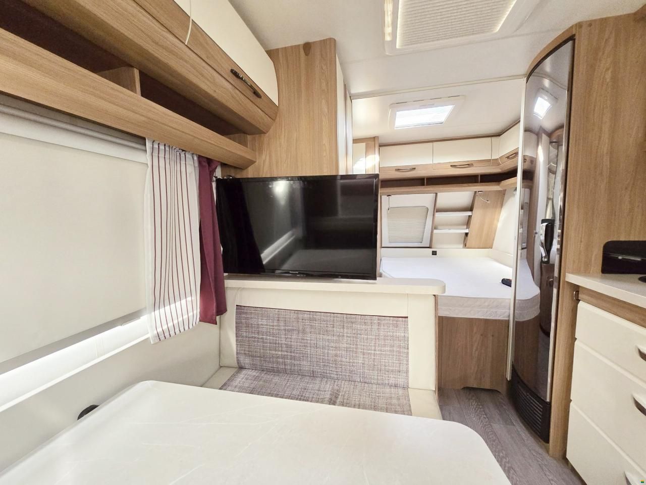 Hobby DE LUXE 540 KMFE