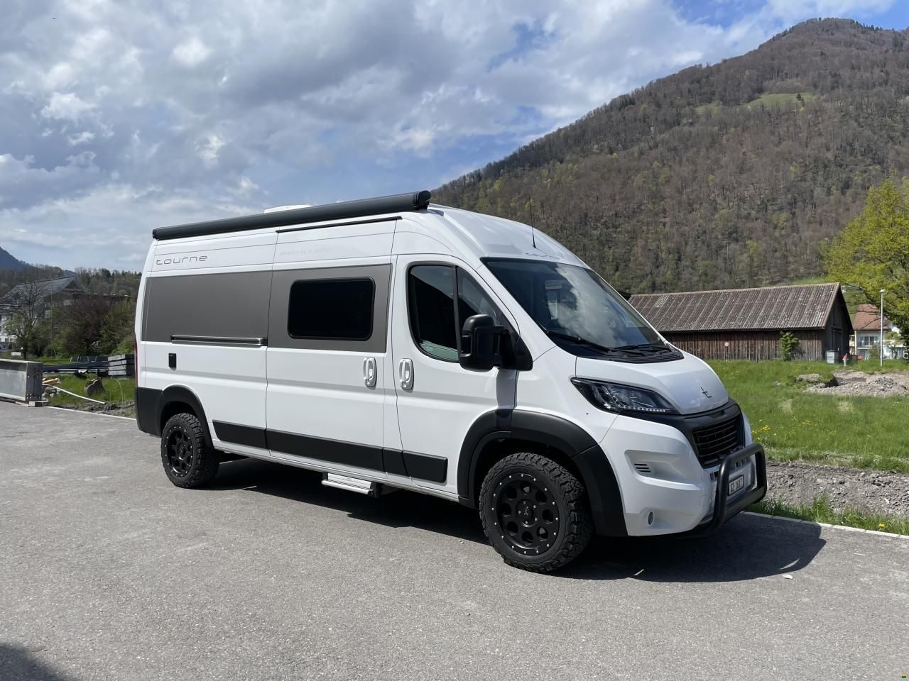 Tourne Peugeot 6.0